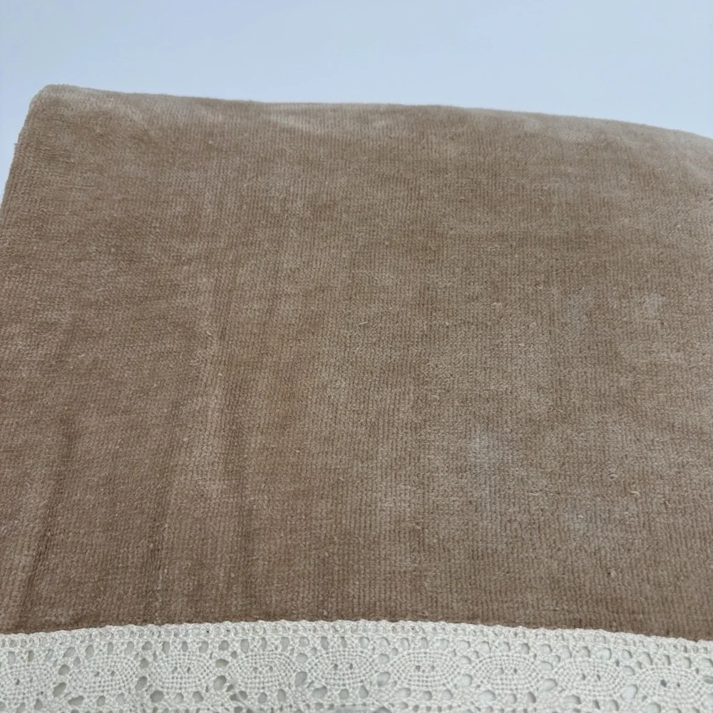 Vintage The Avanti‎ Look Tan/ Beige Towel 3 Pc Bath Washcloth Satin Lace Trim